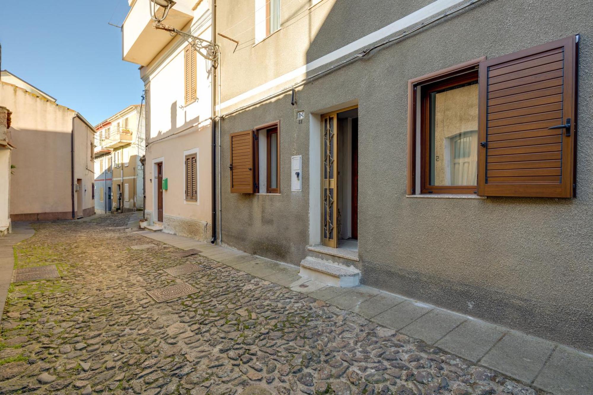 Entu Nou Apartment Bortigali Exterior photo